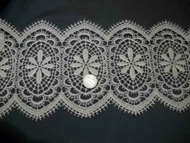 Macrame cathedrale ecru 3