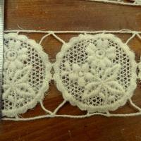 Macrame creme esprit napperon 2