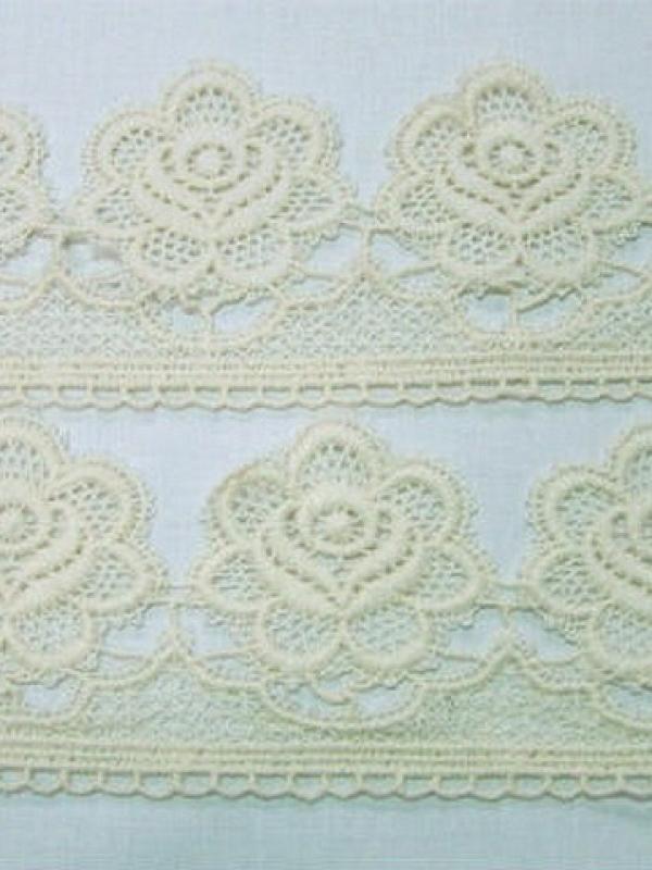 Macrame ecru camelia 1