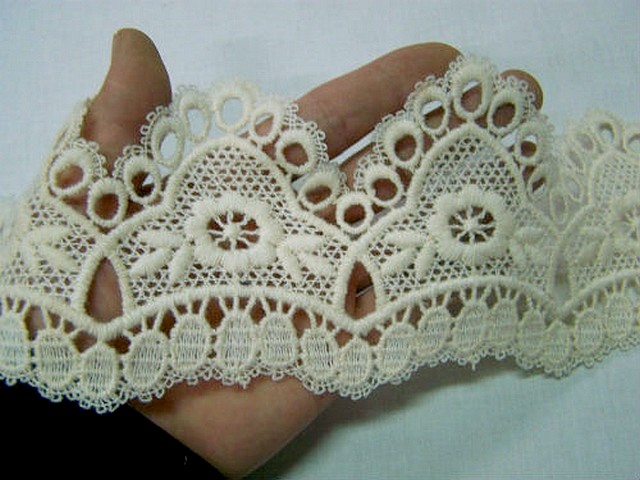 Macrame ecru fleur de diademe 1