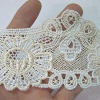 Macrame ivoire fleur soleil et trio de boucles 2