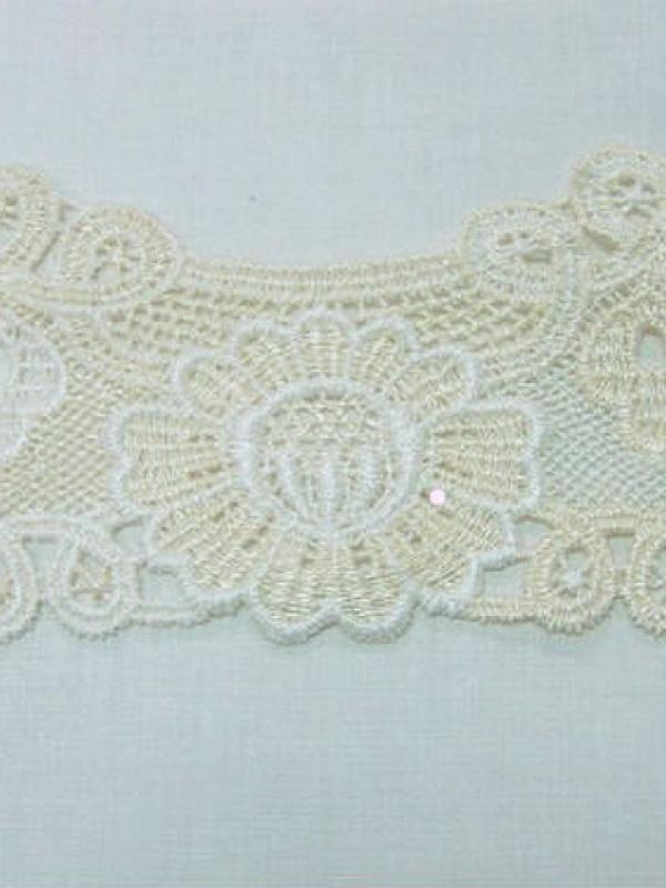 Macrame ivoire fleur soleil et trio de boucles 3 