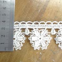 Macrame ivoire fleurettes 2 