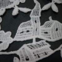 Macrame joli village blanc casse 1 