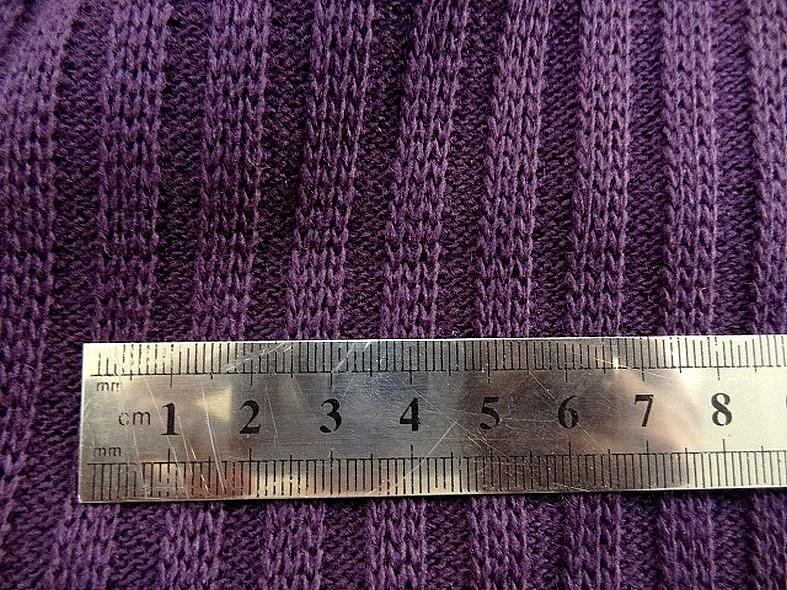 Maille acrylique aubergine 2 1