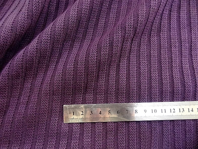 Maille acrylique aubergine 3 1