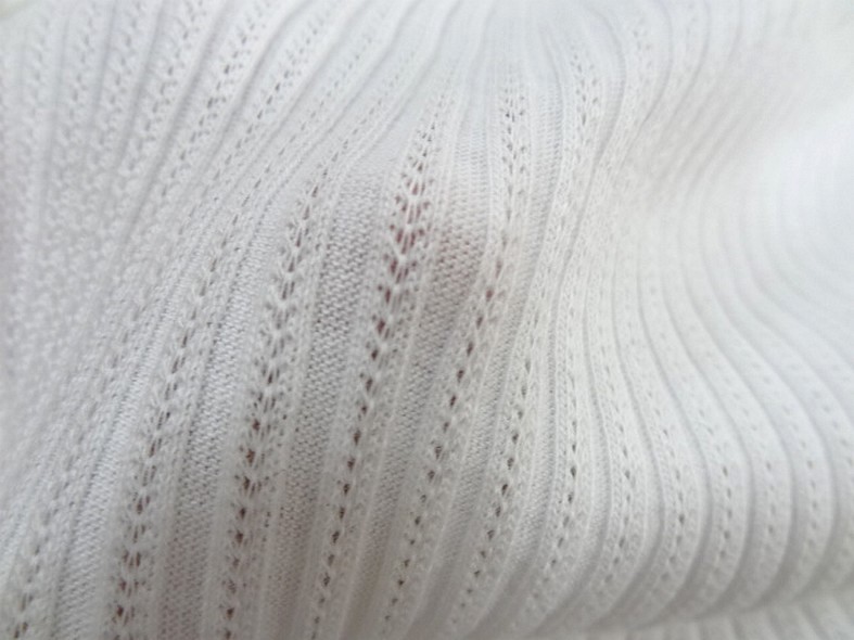 Maille coton blanc casse cotelee 3