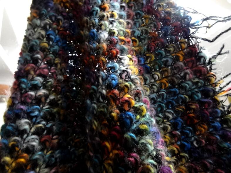 Maille epaisse bouclee multicolore 4