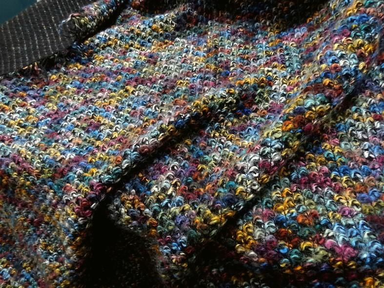 Maille epaisse bouclee multicolore 6