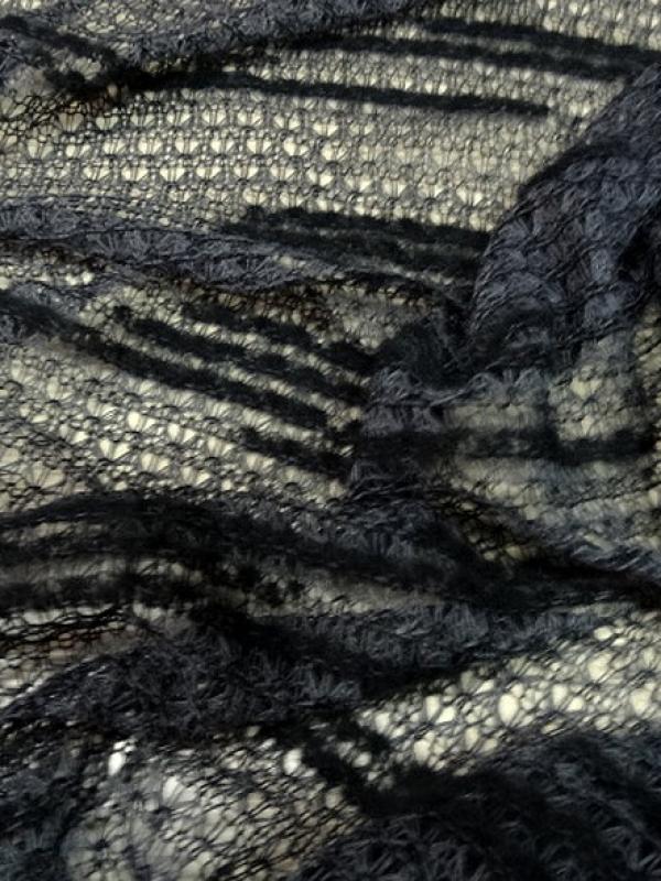 Maille fantaisie ajouree gris moyen et noir 2