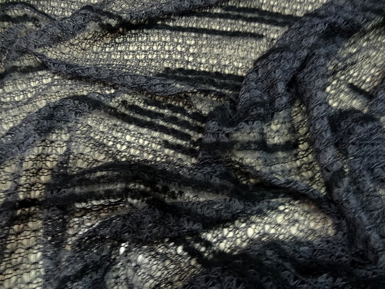 Maille fantaisie ajouree gris moyen et noir 2