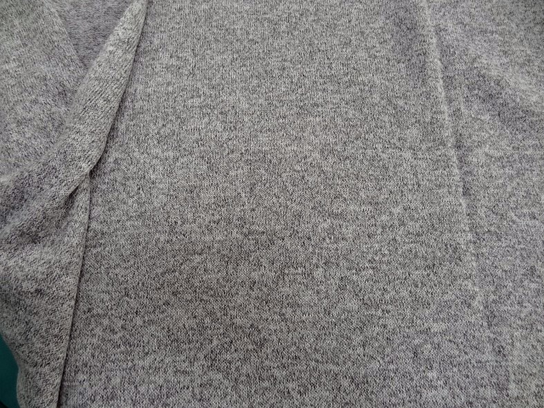 Maille lainage gris perle chine