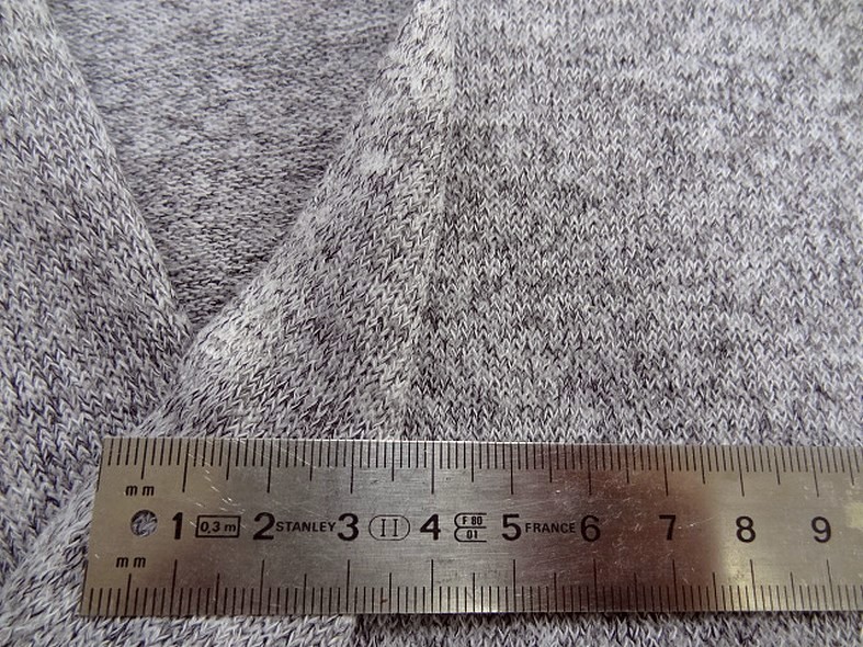 Maille lainage gris perle chine 1