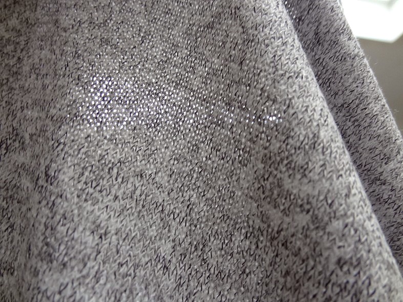 Maille lainage gris perle chine 3