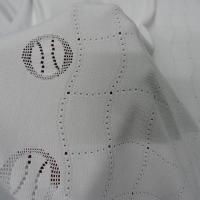 Maille lycra blanche motif central carreaux ondules 4