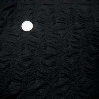 Maille lycra noire chevrons plisses fantaisie 1