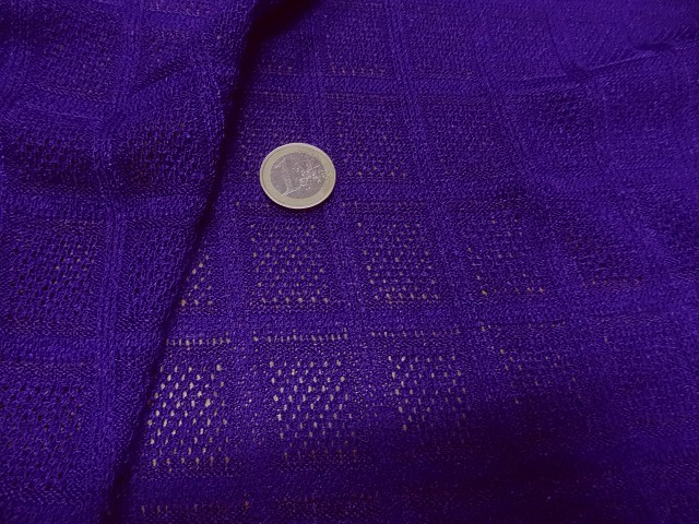 Maille tricotee motif carreaux indigo 1