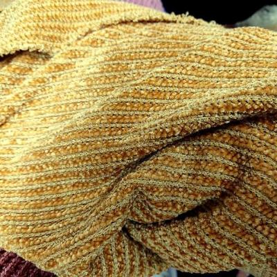 Maille velours chenille cotelee moutarde dore 3 