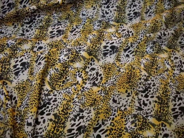 Microfibre motif leopard safran noir blanc 1 