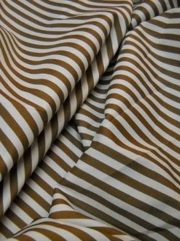 Microfibre raye beige et mordore 1