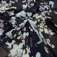Mousseline bleu marine imprimee fleurs pastel 1 