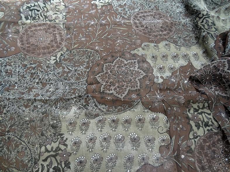 Mousseline de crepe ton terre et kaki 2