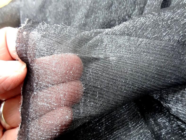 Mousseline de soie chiffon noire lamee 3