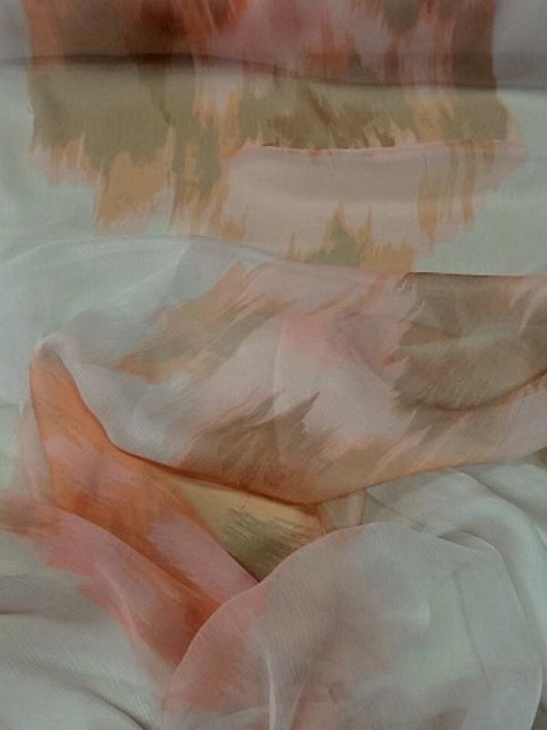 Mousseline de soie chiffon tachete tie and dye beige et saumon 5