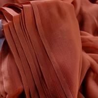 Mousseline de soie chiffon teinte acajou 2 