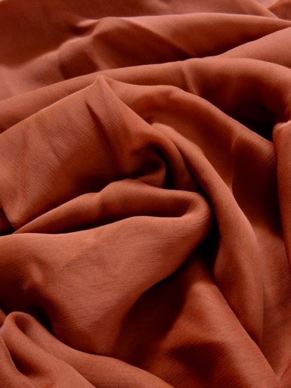 Mousseline de soie chiffon teinte acajou 3 