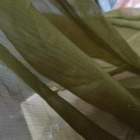 Mousseline de soie chiffon teinte olive 1