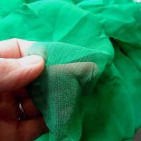 Mousseline de soie chiffon vert emeraude 1 
