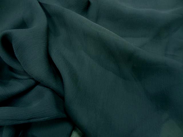 Mousseline de soie crepon bleu petrole 4