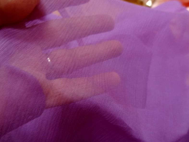 Mousseline de soie crepon teinte amethyste moyen 3