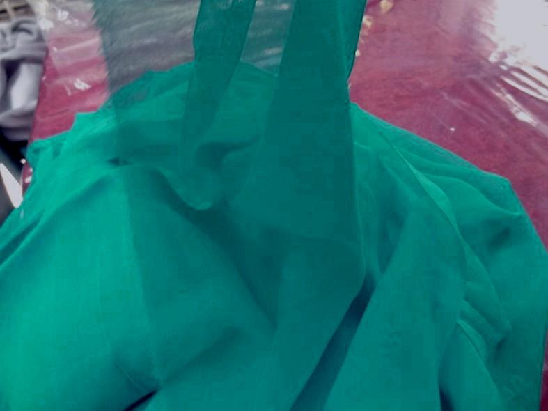 Mousseline de soie lisse bleu vert fonce 3