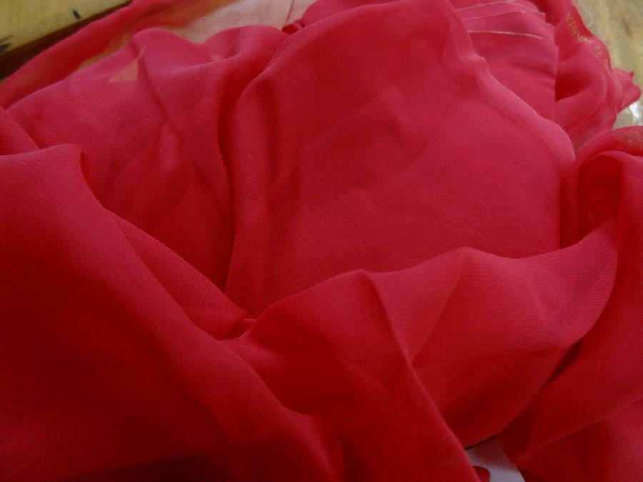 Mousseline de soie lisse rose cerise 1