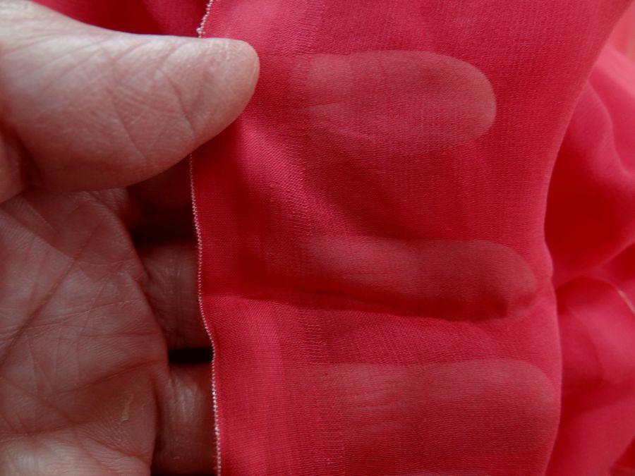 Mousseline de soie lisse rose cerise 4