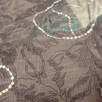 Mousseline de soie marron cafe perlee 3 