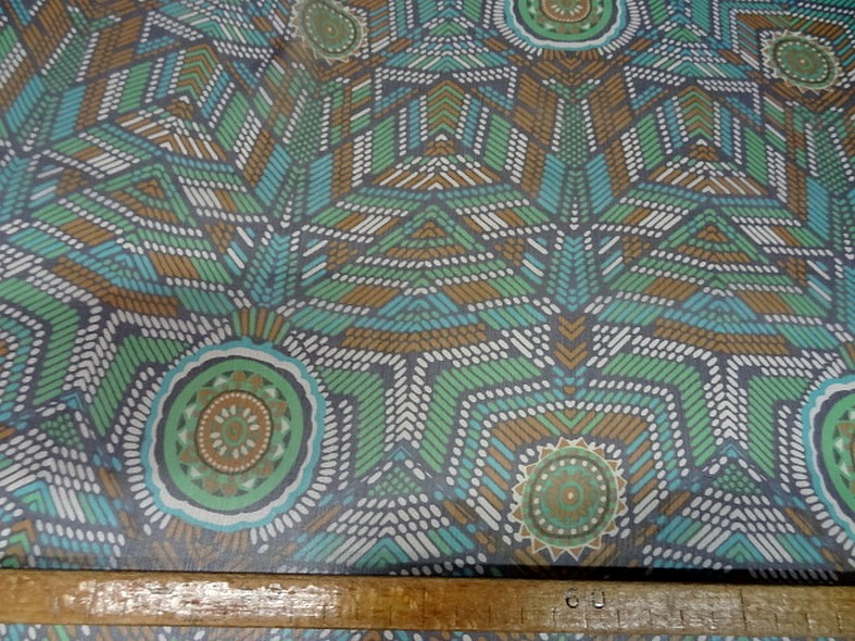 Mousseline de soie motif ethnique bleu vert 6