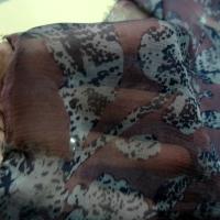 Mousseline de soie prune fleurie 3 
