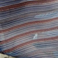 Mousseline de soie semi transparente rayee bleu chocolat 4 