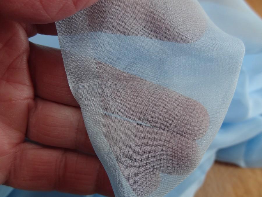 Mousseline de soie teinte bleu acier clair 2