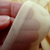 Mousseline de soie teinte sable jaune 1