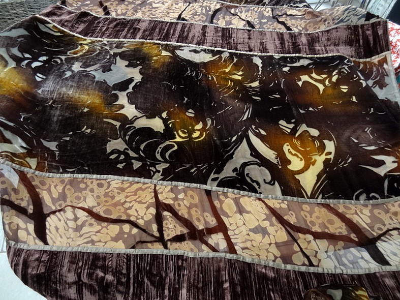 Mousseline devoree velours marbre ocre et chocolat 2