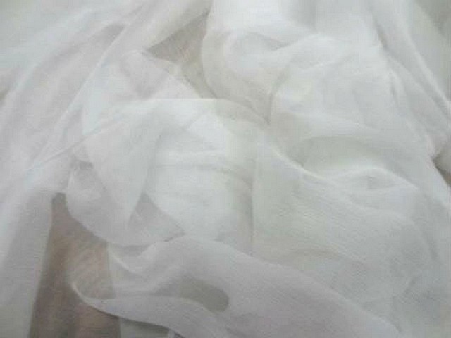 Mousseline en soie blanche 1