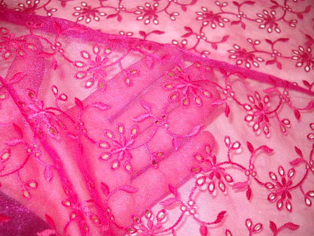 Mousseline fine fuchsia brodee 3