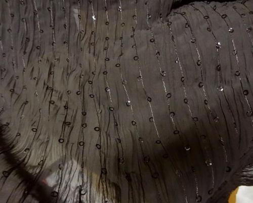 Mousseline froissee teinte cachou a sequins 1 