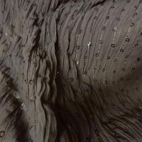 Mousseline froissee teinte cachou a sequins 5