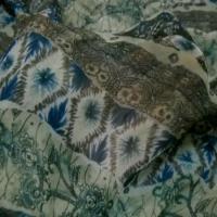Mousseline motif frises fleuries kaki tilleul bleu 2 