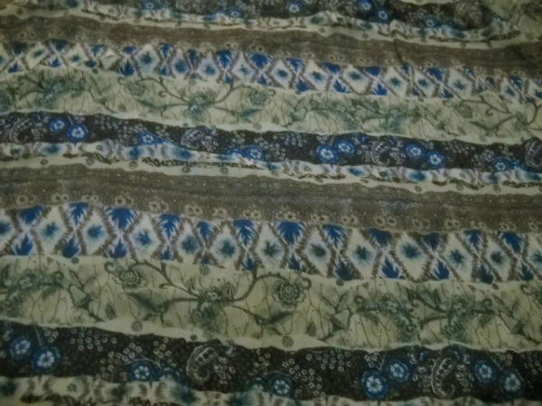 Mousseline motif frises fleuries kaki tilleul bleu 3
